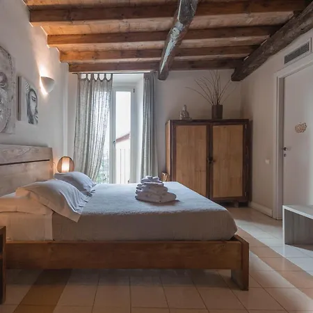 Hotiday Vezzano Ligure La Spezia