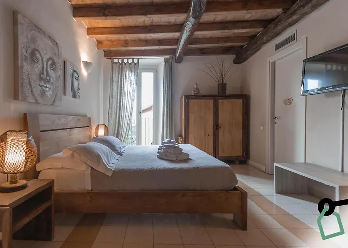 Hotiday Vezzano Ligure La Spezia