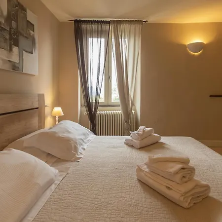 Hotiday Vezzano Ligure